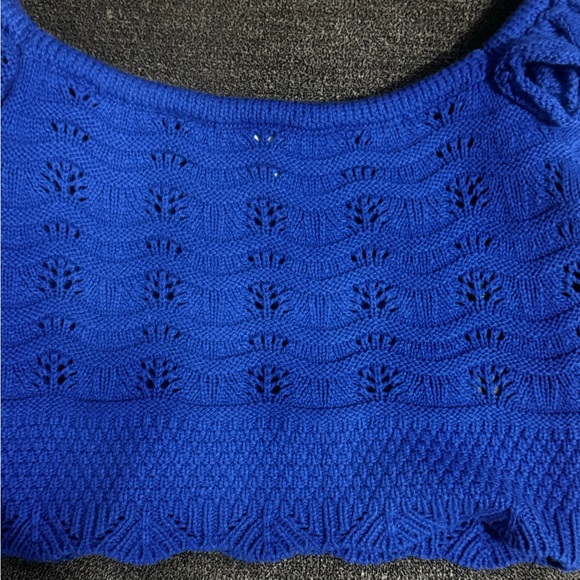 H&M | Blue Knit Ruffle Cropped Top - Picture 4 of 4